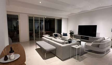 Apartamentos para alugar Condomínio Riserva Uno na Barra da Tijuca, 3 quartos; 3 suites; 3 vagas; box de garagem, localizado na Av. Ermanno Dallari