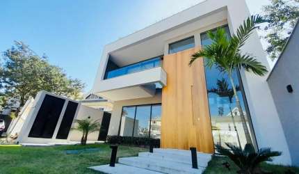 Casa Duplex à venda no Condomínio Riviera del Sol