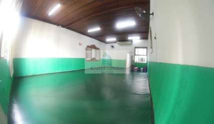 Salão Comercial de Alto Padrão à Venda em Icaraí, Niterói-RJ  3 Salas e 252,00m² de Área