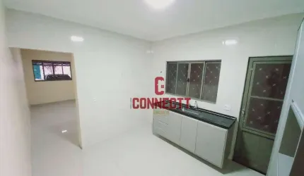 CASA DE 3 DORMITÓRIOS SENDO 1 SUITE NO BAIRRO JARDIM ANTARTICA.