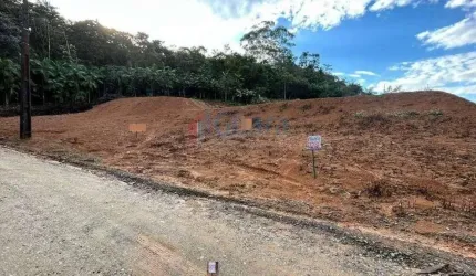 Terreno à venda em Amizade, Guaramirim , 690 m2 por R$ 210.000