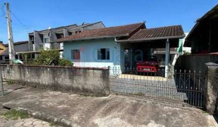 Casa para Venda em Araquari / SC no bairro Itinga