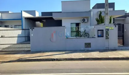 Casa para Venda em Guaramirim / SC no bairro Bananal do Sul