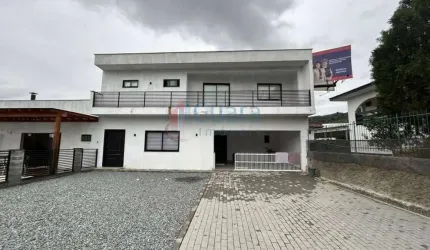 Casa para Venda em Guaramirim / SC no bairro Nova Esperança
