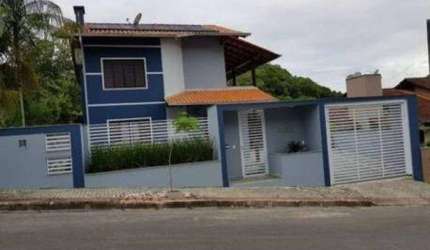 Casa em Jaraguá-18