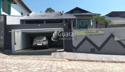 Casa para Venda em Guaramirim / SC no bairro Avai
