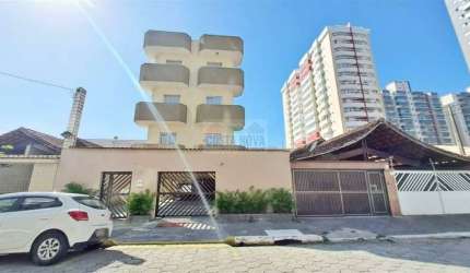 Apartamento 1 quarto, 1 banheiro, 1 vaga de garagem demarcada no bairro Ocian.