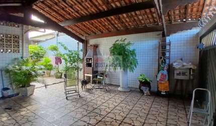 Casa à venda com 110m², com 2 quartos sendo 1 suíte, vaga para 2 carros em Ribeirópolis Praia Grande