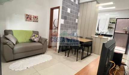 CASA ASSOBRADADA 02 DORMITÓRIOS NO MARACANAPRAIA GRANDE