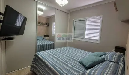Apartamento com 2 quartos sendo 1 suíte, 2 banheiros, 2 vagas. Bairro Ponta da Praia