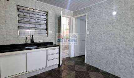 Casa térrea 2 dormitórios com quintal e 3 vagas na Aviação ? A poucos metros da praia