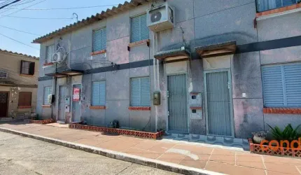 Casa com 2 dormitórios para alugar, 90 m² por R$ 1.631,24/mês - Coronel Aparício Borges - Porto Alegre/RS