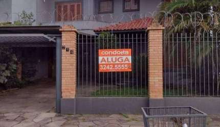 Casa com 3 dormitórios para alugar, 200 m² por R$ 8.271,57/mês - Aberta dos Morros - Porto Alegre/RS