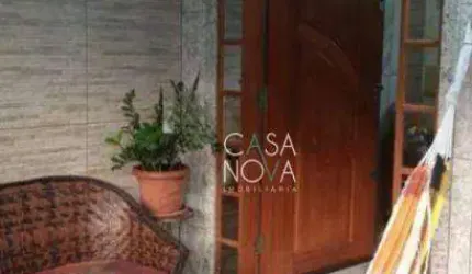 Sobrado com 2 dormitórios à venda, 98 m² por R$ 480.000 - Vila Valença - São Vicente/SP