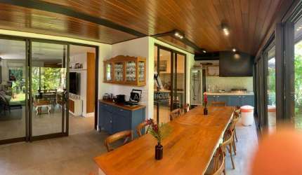 Casa em Condomínio a Venda na Praia da Baleia com 4 suítes em São Sebastião/SP