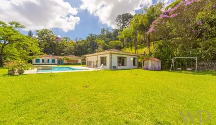 Casa com 3 quartos à venda na Rua Bela Vista, 234, Saguaçu, Joinville por R$ 4.250.000