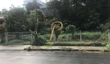 Terreno à venda na Rua Professor Rodrigues Freitas, 346, Costa e Silva, Joinville por R$ 990.000
