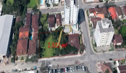 Terreno à venda na Rua Almirante Barroso, 454, América, Joinville por R$ 3.072.000