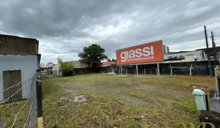 Terreno à venda na Rua Anita Garibaldi, 102, Anita Garibaldi, Joinville por R$ 1.990.000