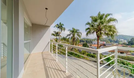 Casa com 3 quartos à venda na Rua Sol, 370, Glória, Joinville por R$ 890.000