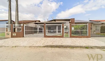 Casa com 3 quartos à venda na Rua Arlindo Correa, 705, Vila Nova, Joinville por R$ 799.000