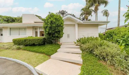 Casa com 4 quartos à venda na Rua Jaraguá, 125, América, Joinville por R$ 4.900.000