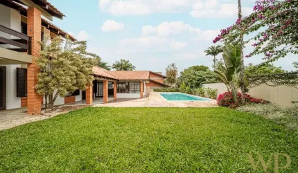 Casa com 4 quartos à venda na Ribeirão Preto, 141, América, Joinville por R$ 2.850.000