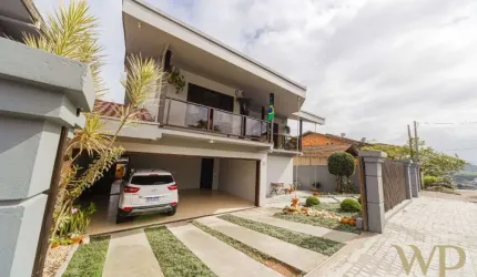 Casa com 4 quartos à venda na Rua Bom Retiro, 600, Nova Brasília, Joinville por R$ 1.700.000