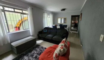 Casa para alugar com 4 Dorms e 2 Vagas !