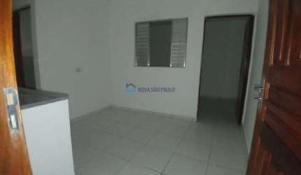 assobradado ,dormitório e cozinha ,wc, area de serviço