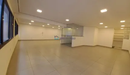 Sala comercial de 86 m², atrás do metrô Santa Cruz