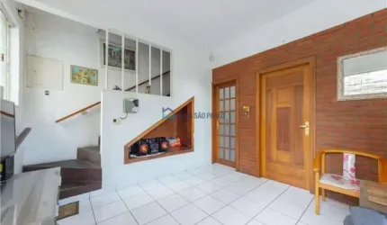 Sobrado espaçoso na Vila Clementino, ótima localização!