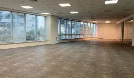 Conjunto Comercial com 11 vaga(s) de garagens