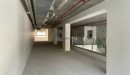 Prédio comercial em Pinheiros
