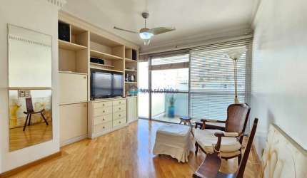 Apartamento com Sacada, 3 Quartos  sendo 1 Suíte e 3 Banheiros, 2 vagas  para locação em  Moema, por