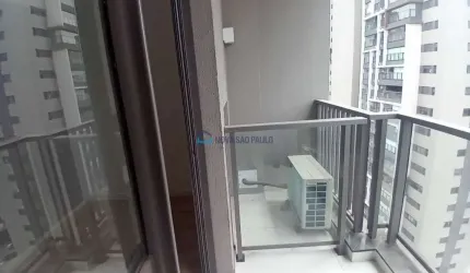 conforto e a praticidade de morar em um apartamento de 3,70m²!