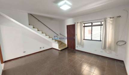 Sobrado Reformado na Saúde com 2 dormitórios  e 01 vaga de garagem!!!!