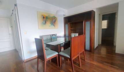 Apartamento na Saúde, com 2 vagas.