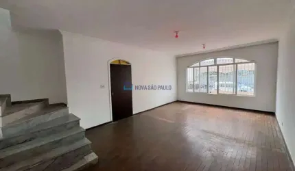 Sobrado para locação no Campo Belo