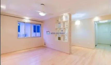 Excelente apartamento para locação! A 700 metros a pé do metrô Saúde!