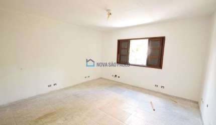 Sala comercial região do metrô Jabaquara, para locação!