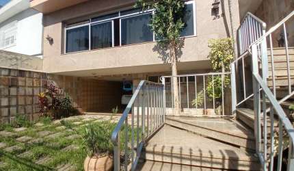 Casa para alugar de 281m² com 3 quartos