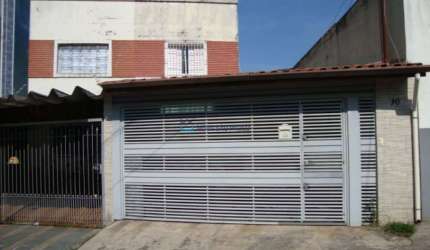 Sobrado para uso residencial ou comercial