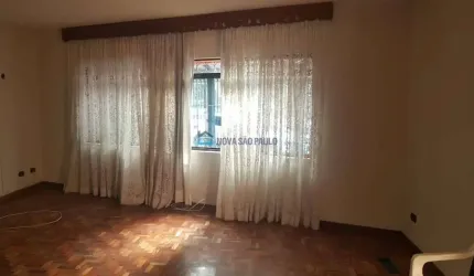 Sobrado com 3 dormitórios sendo uma suíte
