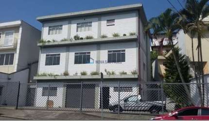 Prédio Comercial e Industrial na região da Saúde