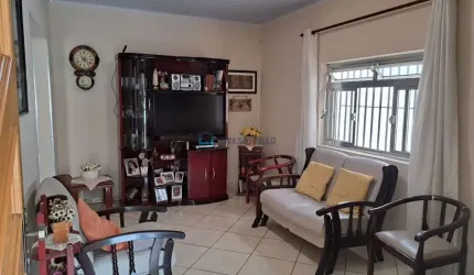 Casa térrea próximo ao Metrô Conceição linha Azul