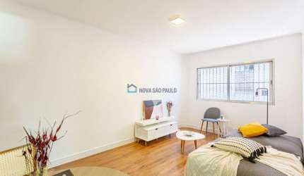 Apartamento à venda, com 61 m², 2 quartos, 1 vaga, na Saúde
