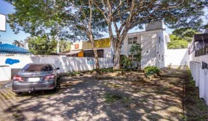 Casa Comercial na Principal Avenida de Moema