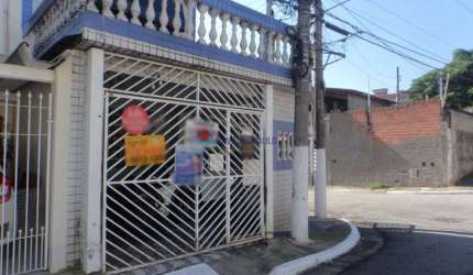 Sobrado a venda na Vila Guarani com 180 m²