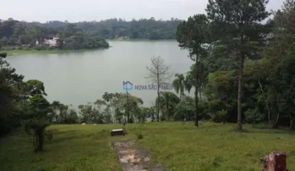 Área de 25.000 m² a Beira da Represa